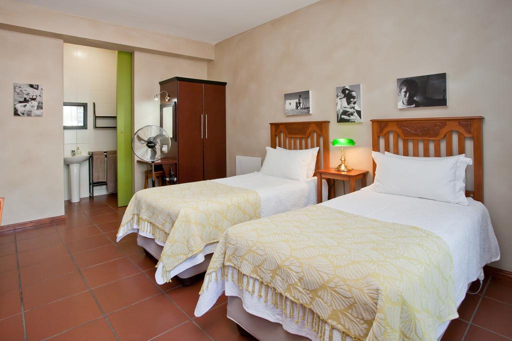 Miles 3* Oudtshoorn